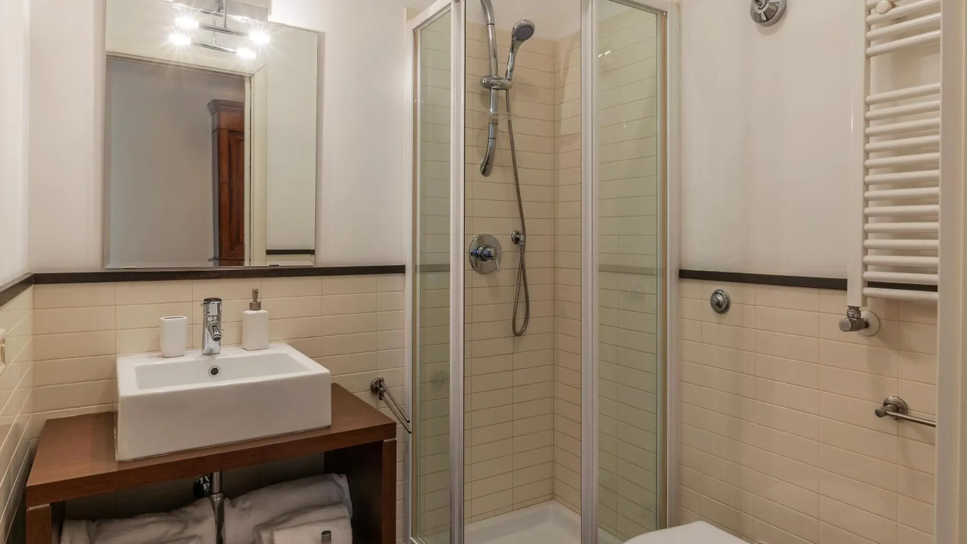 Piazza Alessandria - FromhometoRoma Apartamento